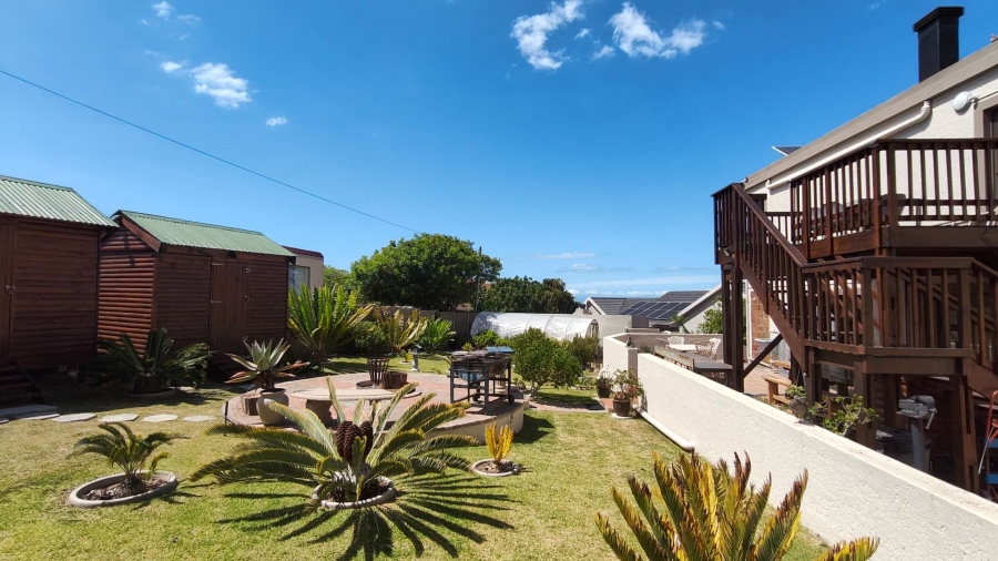 4 Bedroom Property for Sale in Dana Bay Western Cape